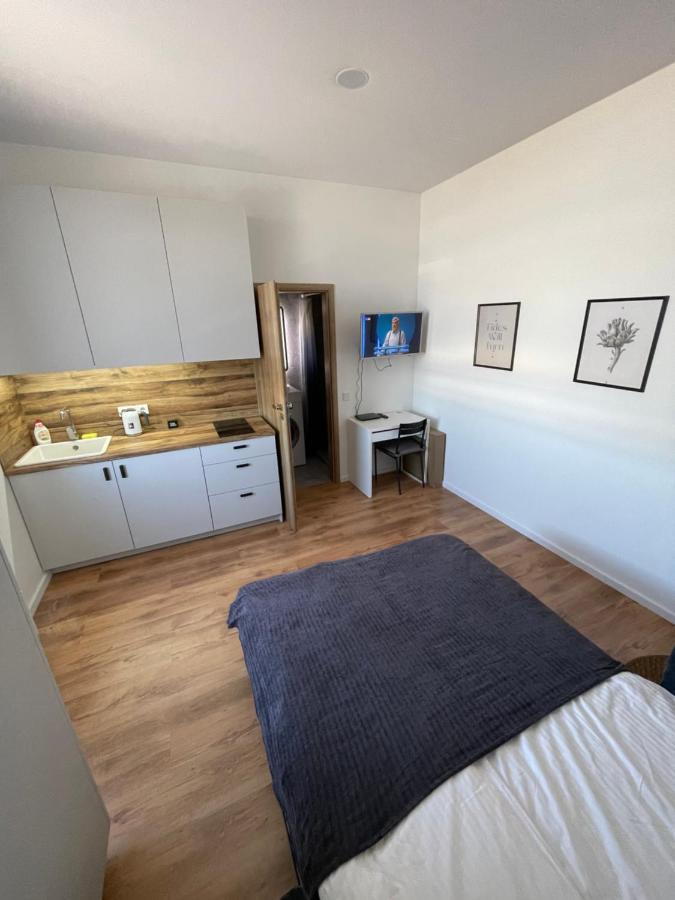 Airport Apartment 29 Self Check-In Free Parking Vilnius Exterior photo
